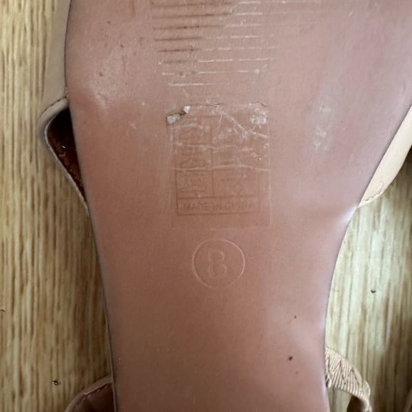 Vici Beige and Black Flats - Picture 6 of 9